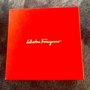 Salvatore Ferragamo belt